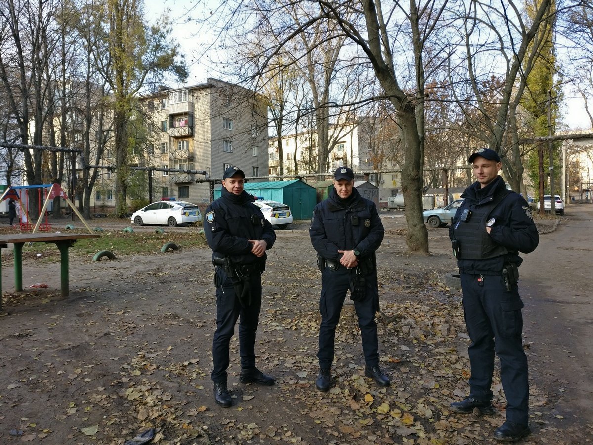 Патрульные поймали воровку по горячим следам Патрульные поймали воровку по горячим следам