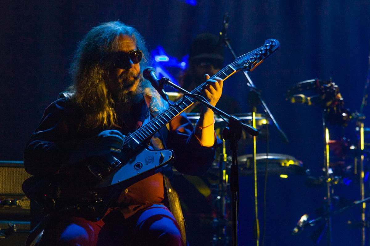 Алексей Зубарев, гитарист "Аквариума. В группе 1992-1997, с 2013 и по сей день. Алексей Зубарев, гитарист "Аквариума. В группе 1992-1997, с 2013 и по сей день.