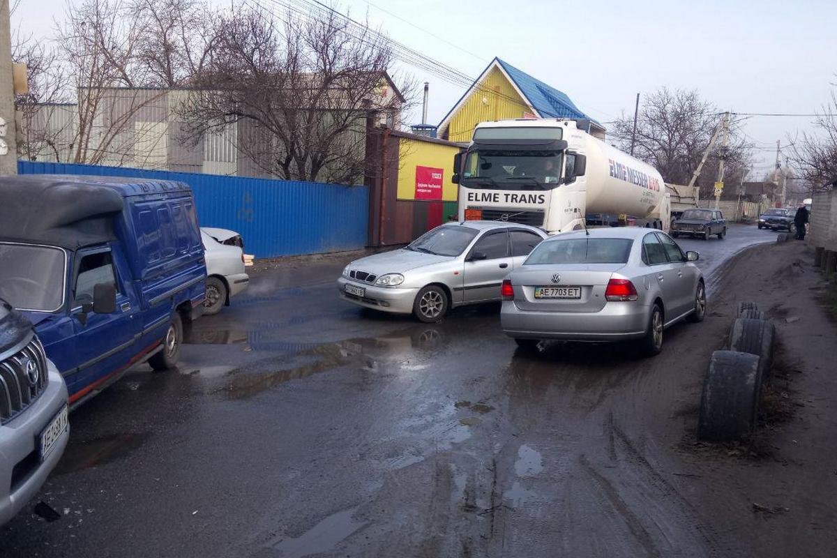 На месте происшествия образовалась пробка На месте происшествия образовалась пробка