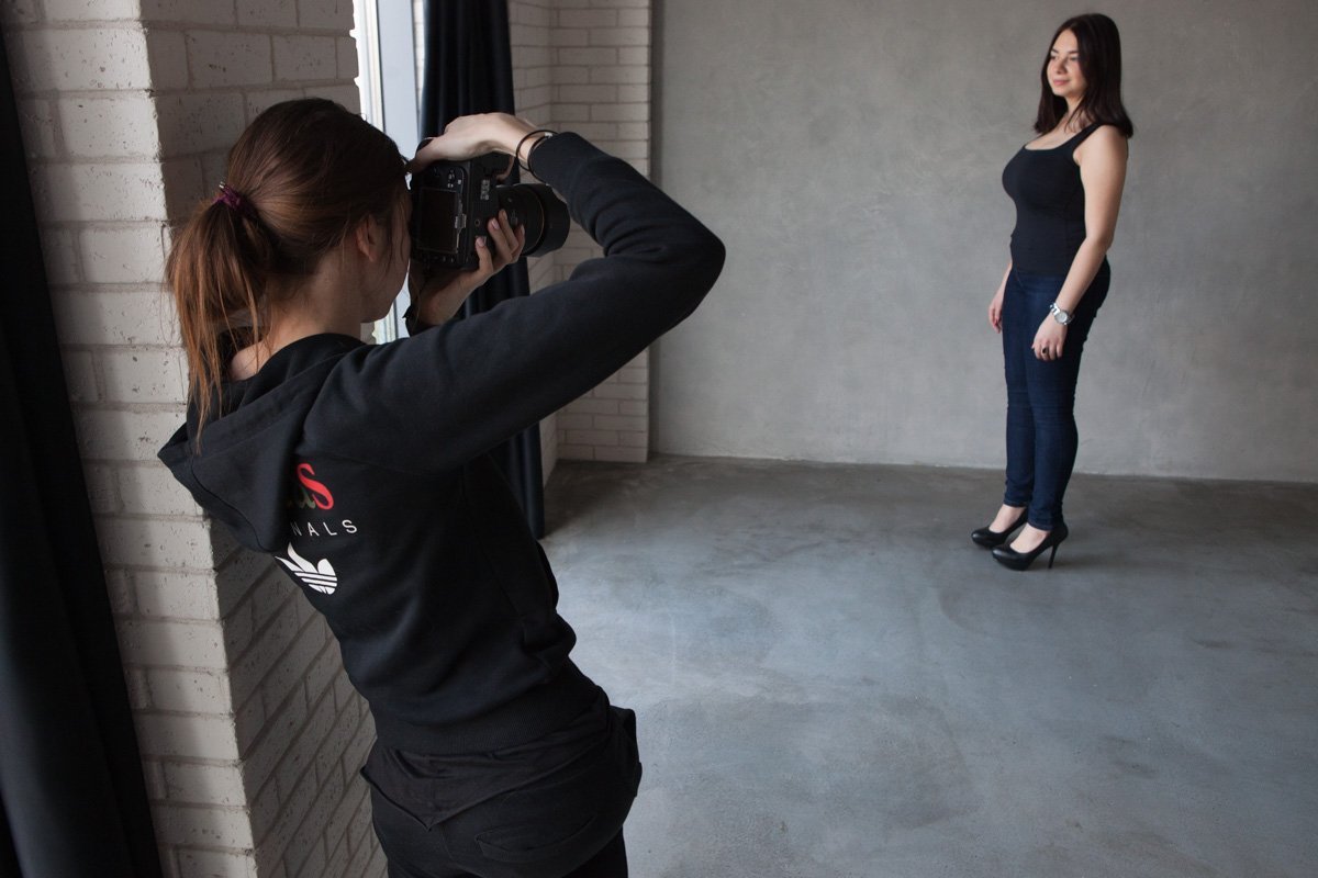 Снэпшоты (фотографии модели в разных ракурсах) - обязательный этап конкурса