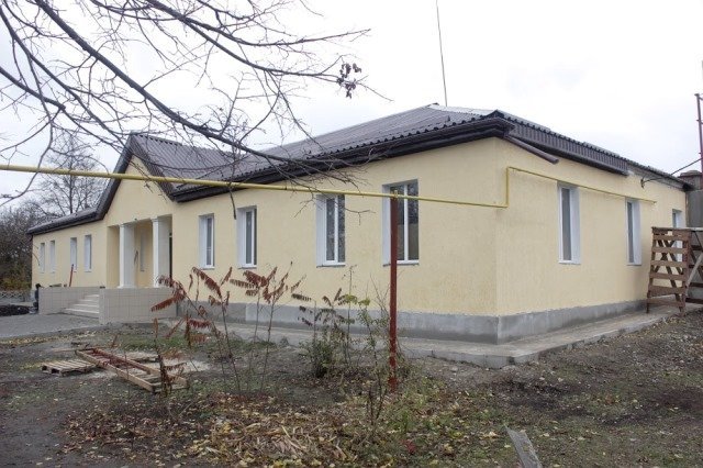 Старое здание утеплили и покрасили