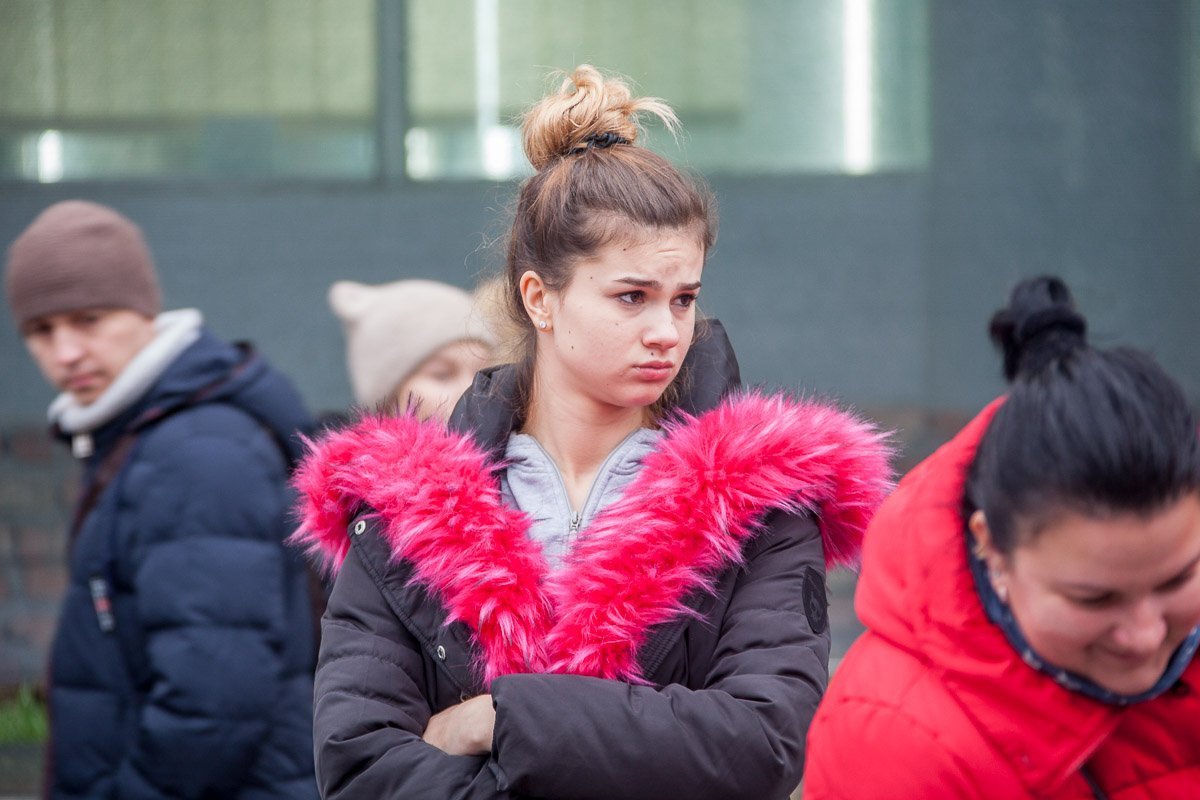 Солнце не выходит из-за туч? - Обидься на него