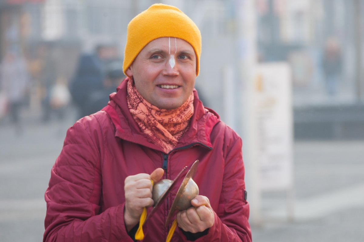 А кому-то вера дарит тепло