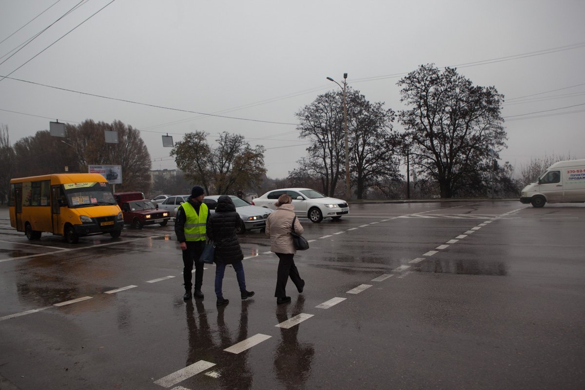 Перекресток Запорожского Шоссе и улицы Шинная