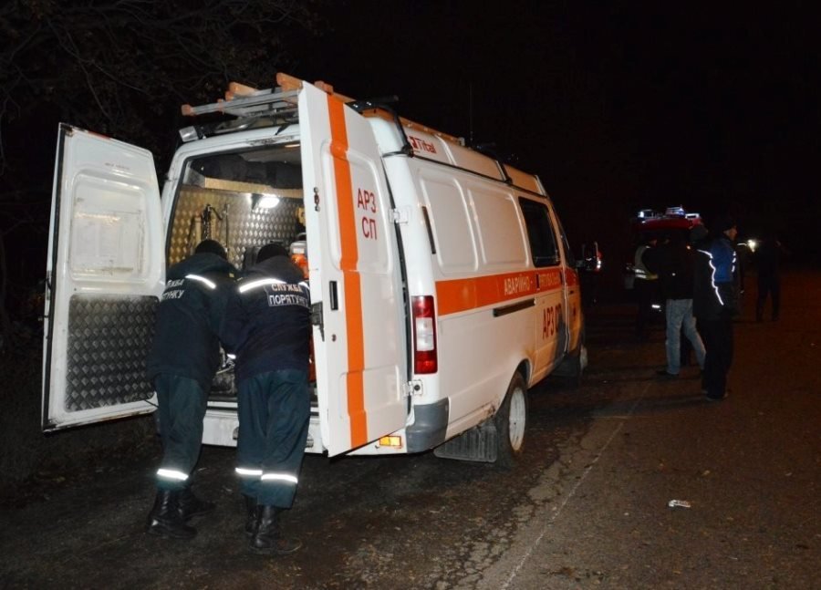17 летнего парня увезли в тяжелом состоянии 17 летнего парня увезли в тяжелом состоянии