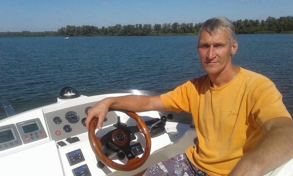 Пострадавший в ДТП мужчина Пострадавший в ДТП мужчина