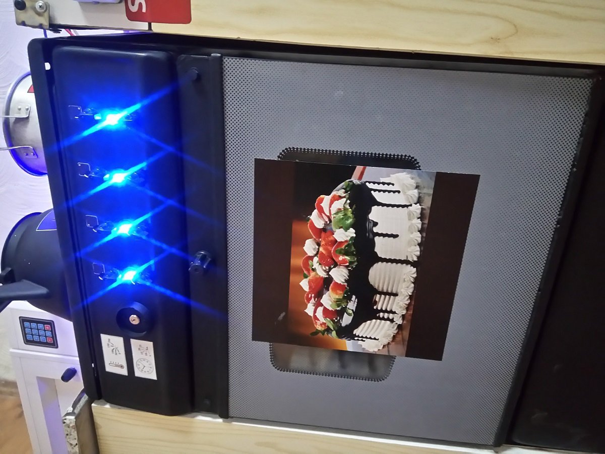 В Днепре открылась единственная перевернутая квест-комната в Украине 3