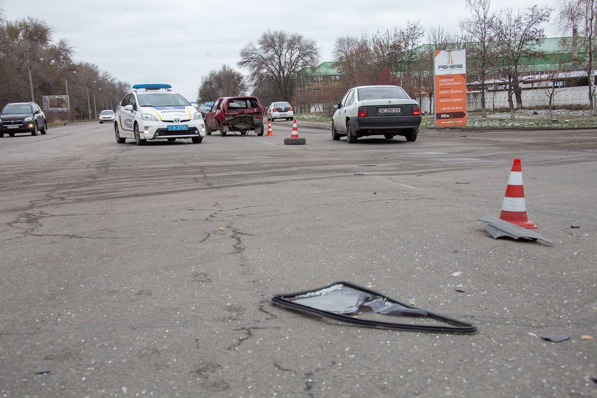 Жена водителя Таврии получила закрытую черепно-мозговую травму
