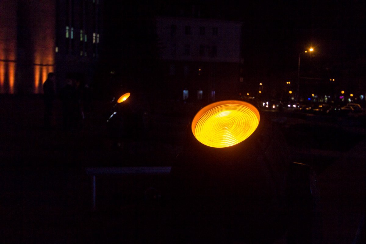 Оранжевый - цвет борьбы против насилия Оранжевый - цвет борьбы против насилия