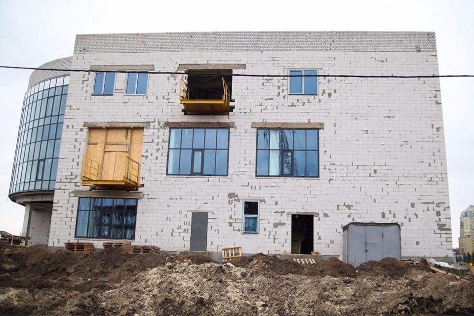 Общая площадь новостроя — более 2,7 тысясяч квадратных метров Общая площадь новостроя — более 2,7 тысясяч квадратных метров