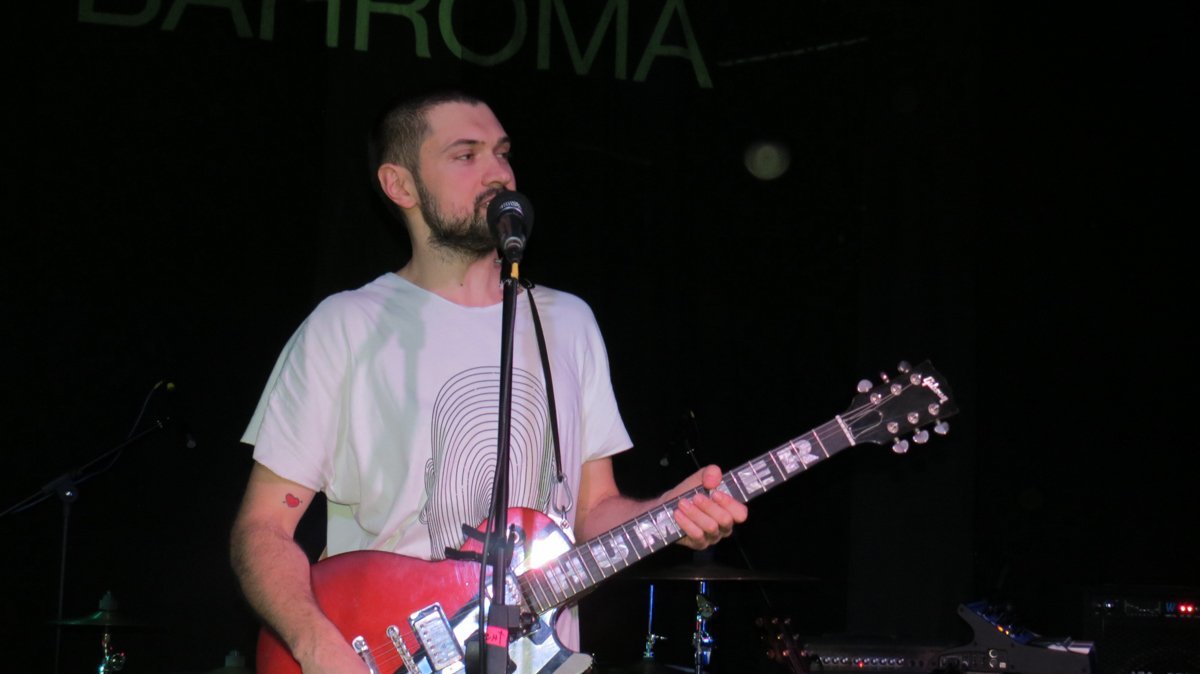 Роман Бахарев всегда мечтал стать панк-рокером Роман Бахарев всегда мечтал стать панк-рокером