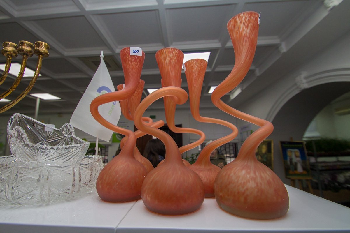 На акции можно найти предметы интерьера по очень смешным ценам На акции можно найти предметы интерьера по очень смешным ценам