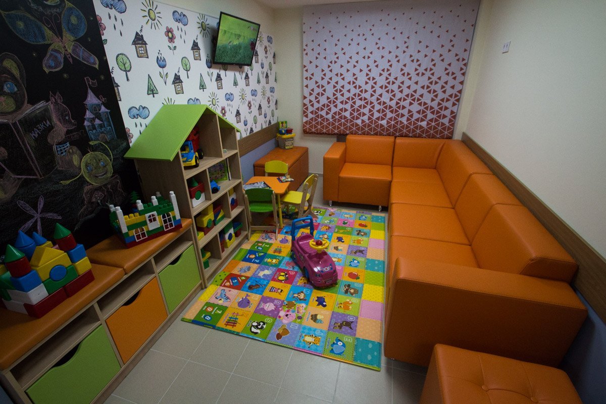 Игровая комната центра матери и ребенка Игровая комната центра матери и ребенка