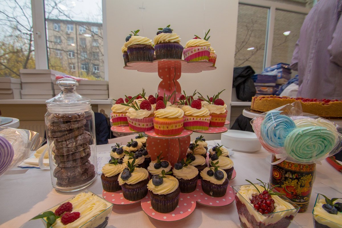 Хотя, какая диета...? Хотя, какая диета...?