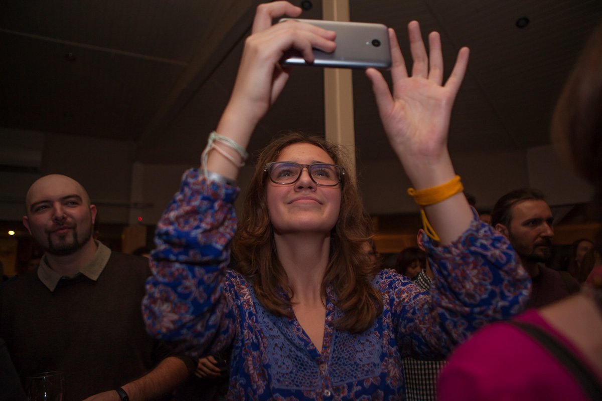 Все хотели запечатлеть этот вечер