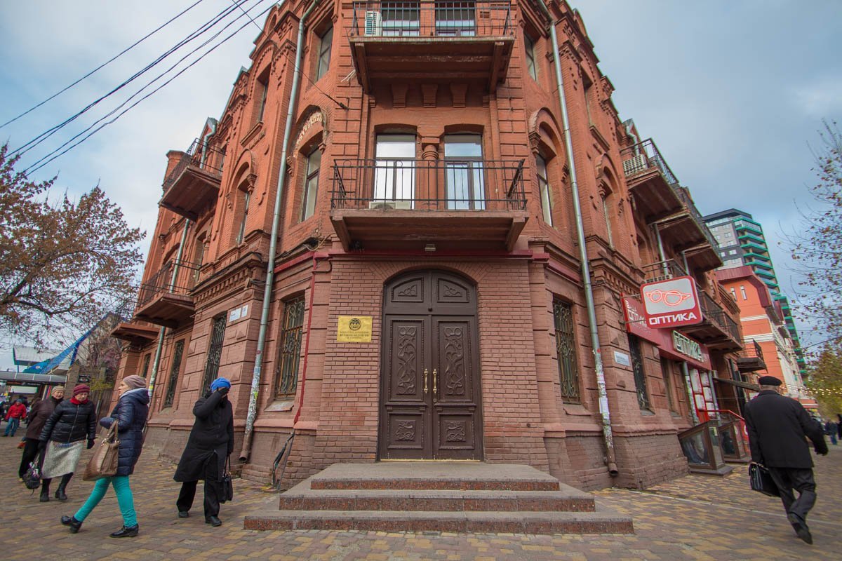 Улица Глинки, 16