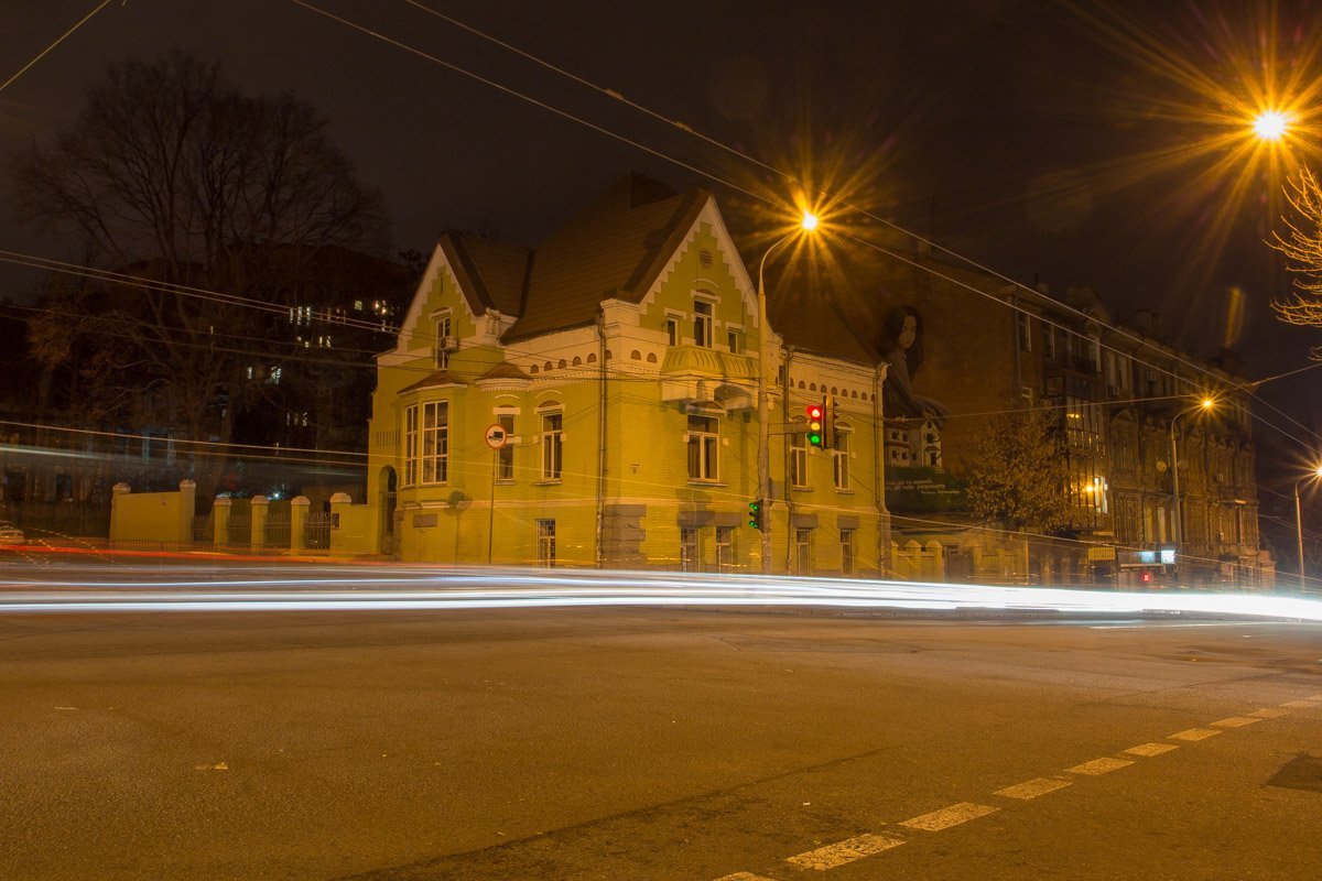 Улица Фабра, 16