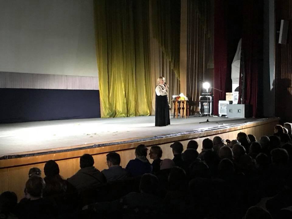 Творческий вечер был наполнен уютом и домашним теплом Творческий вечер был наполнен уютом и домашним теплом