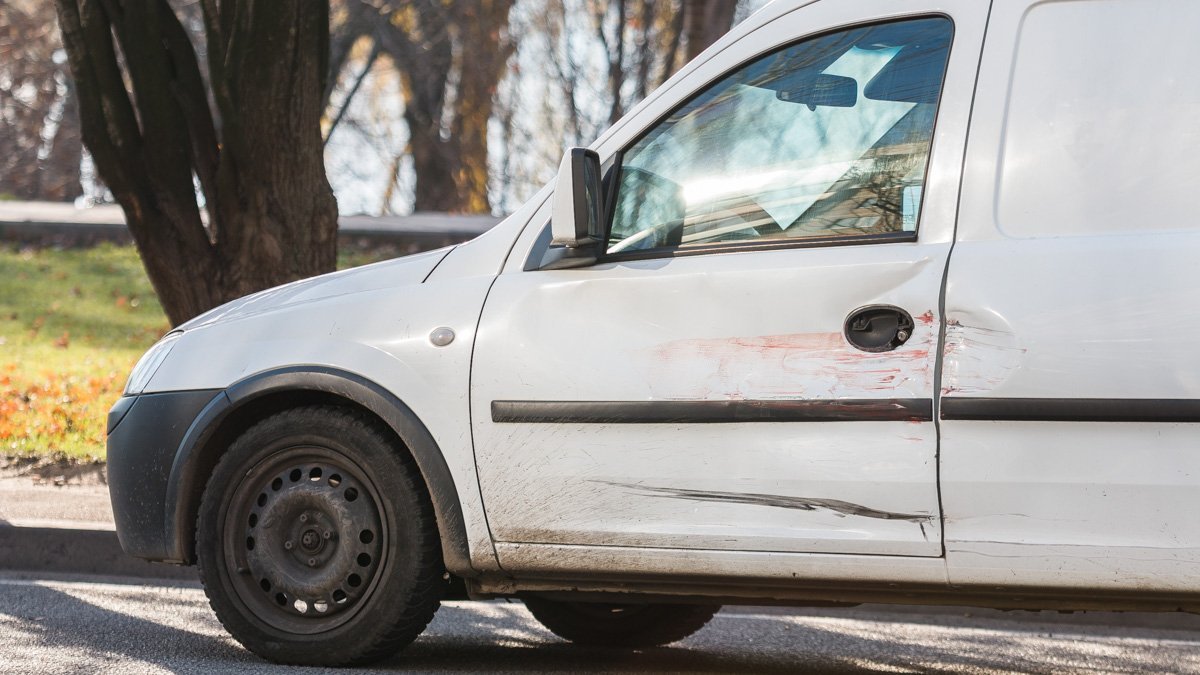 Opel также имеет повреждения Opel также имеет повреждения