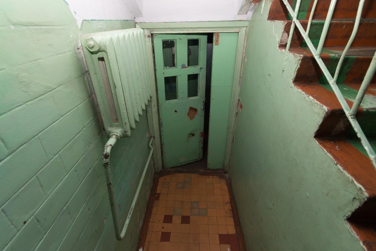 Вход в общежитие Вход в общежитие