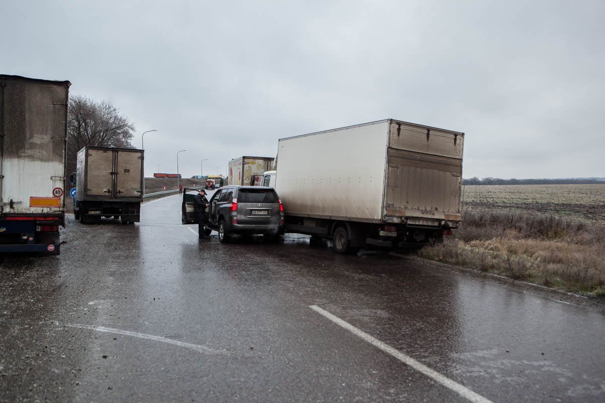 Lexus занесло на льду Lexus занесло на льду