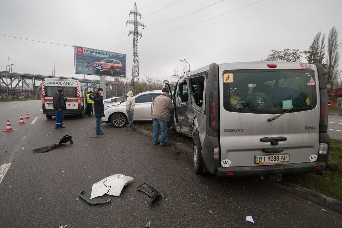 На место происшествия прибыла следственно-оперативная группа На место происшествия прибыла следственно-оперативная группа