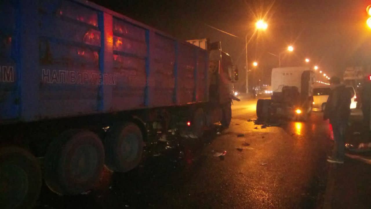 В последствии аварии огромная пробка