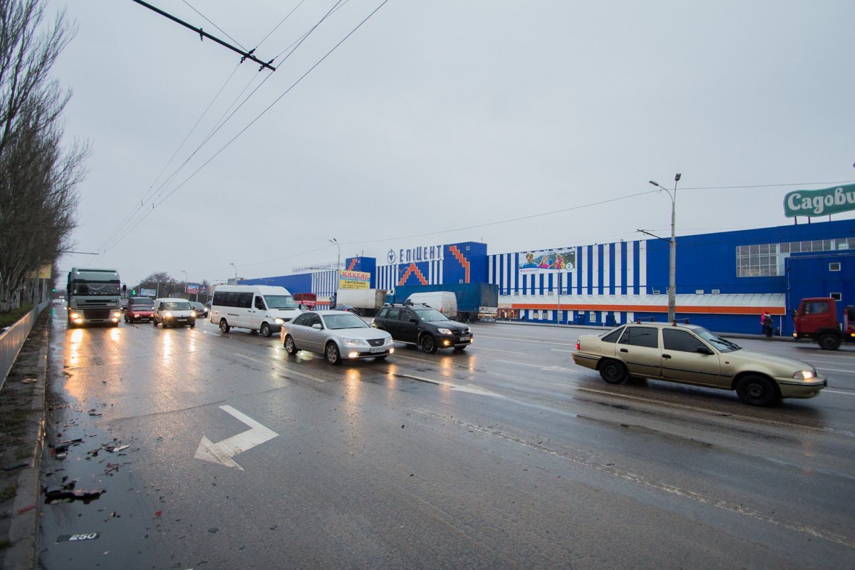 Движение по Запорожскому шоссе не затруднено