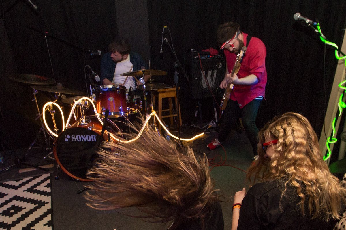 Ураганная музыка "Фіолета" находила не менее ураганную отдачу фанаток