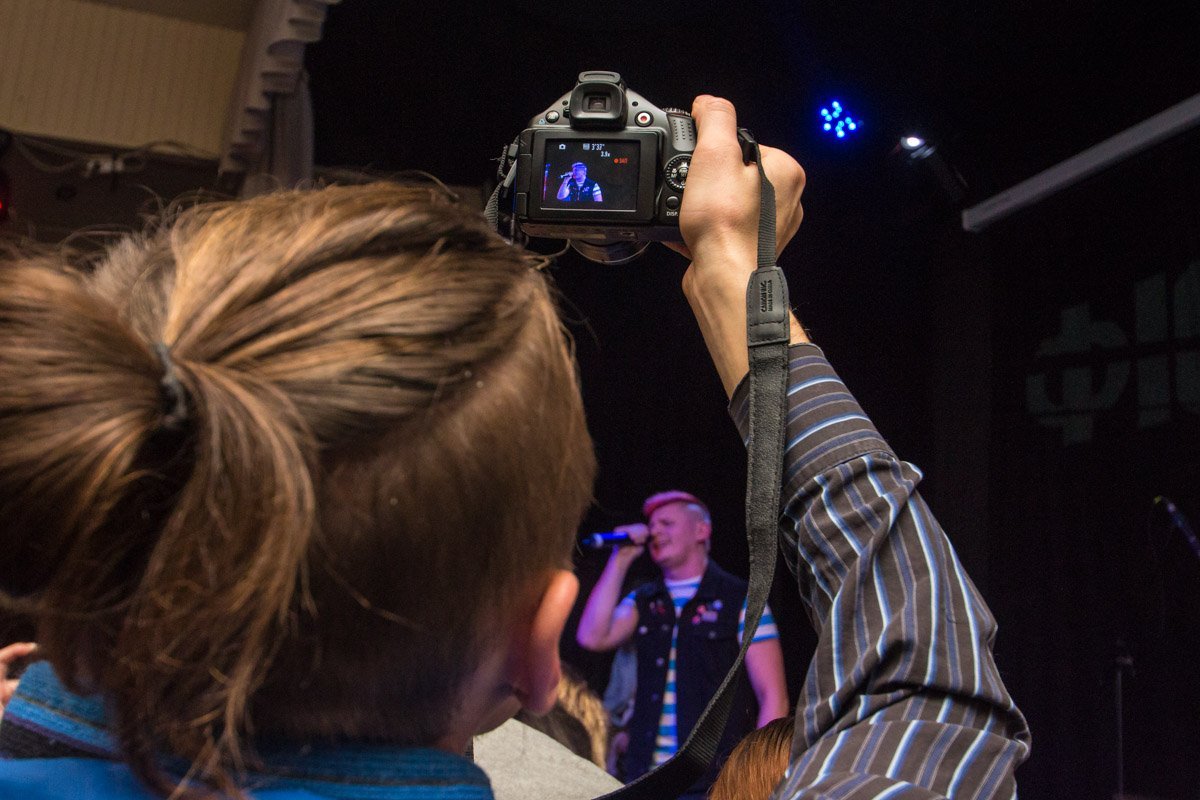 Публика снимала на видео новую песню из будущего альбома группы