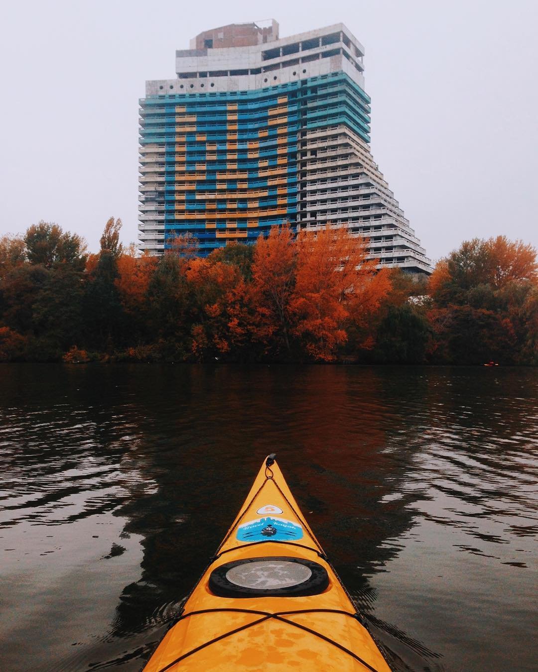 Гостиница "Парус". Фото plakushii_vova Гостиница "Парус". Фото plakushii_vova