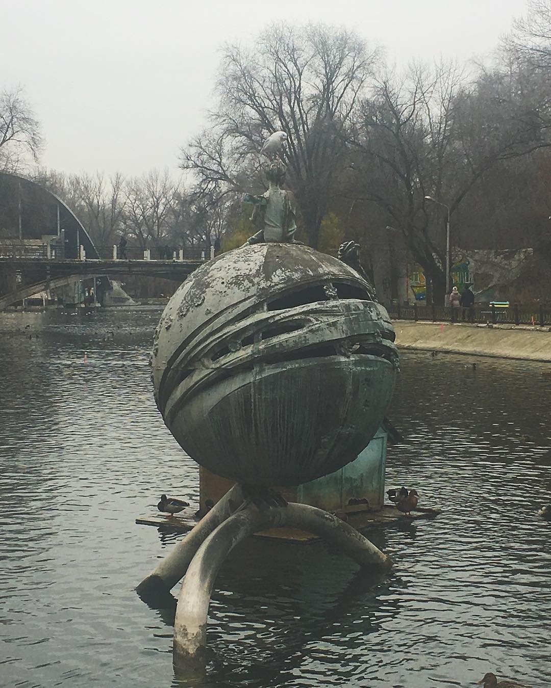 Парк Глобы. Фото oksana_stash Парк Глобы. Фото oksana_stash