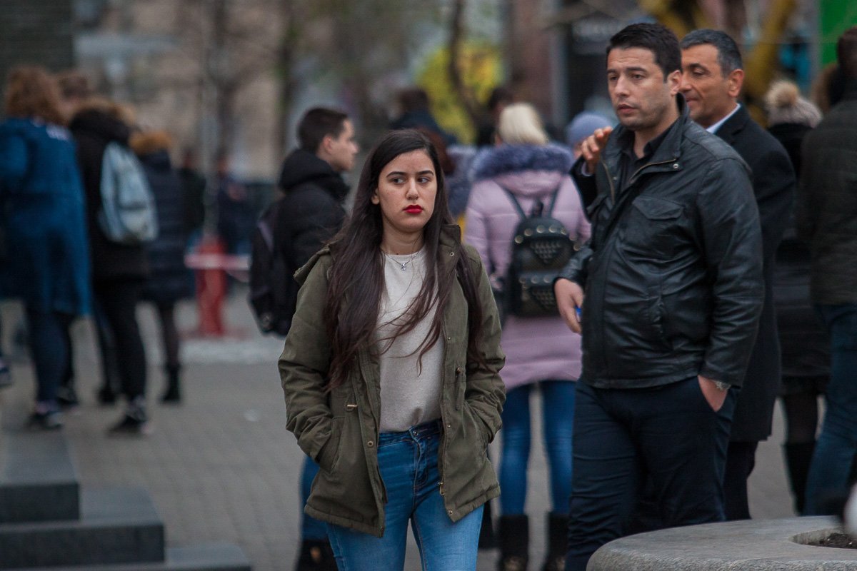 Если сделаю вид, что не вижу фотографа, возможно он тоже не увидит меня Если сделаю вид, что не вижу фотографа, возможно он тоже не увидит меня