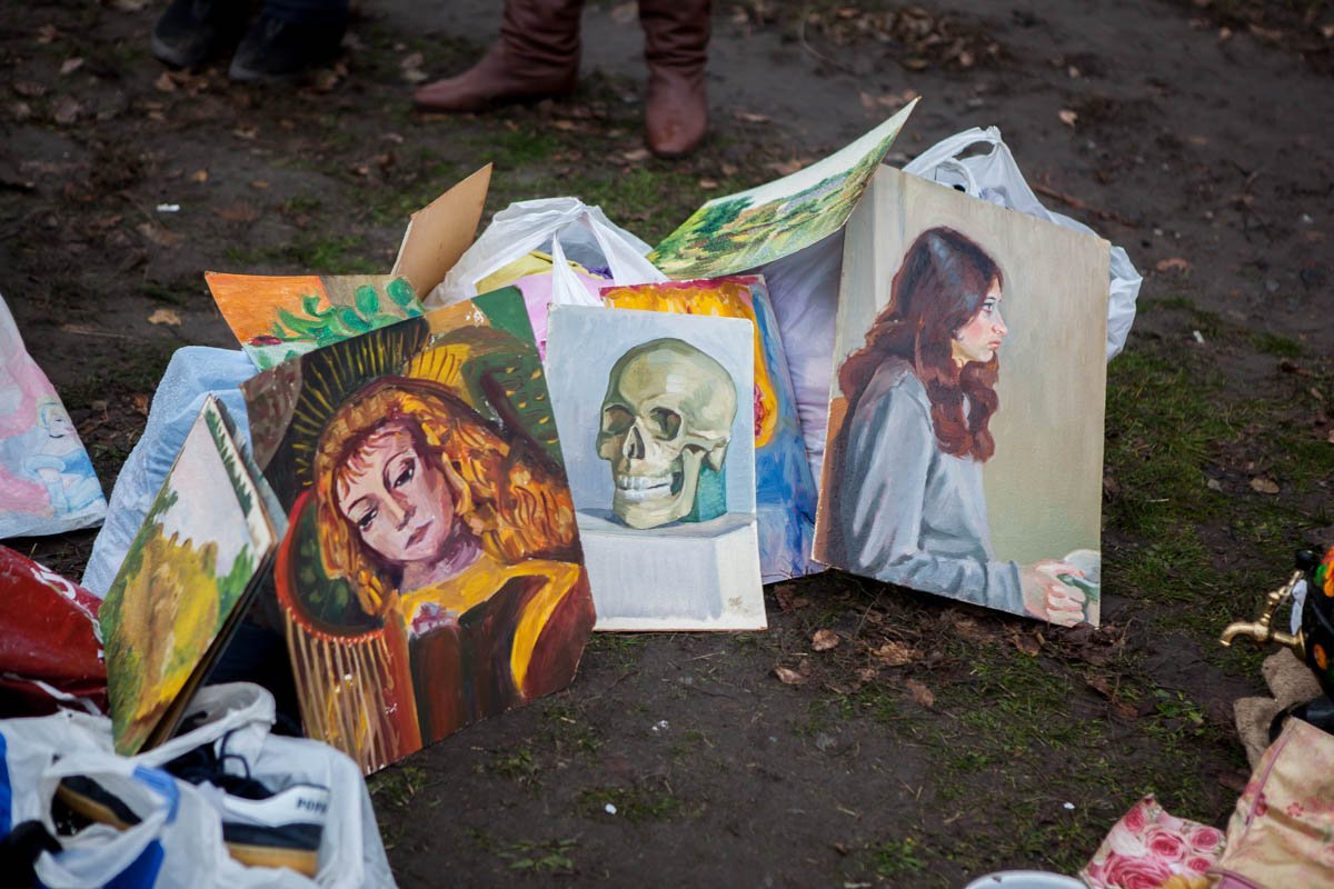 Картины стоят дороже остального: за одну их них придется заплатить 50 гривен Картины стоят дороже остального: за одну их них придется заплатить 50 гривен