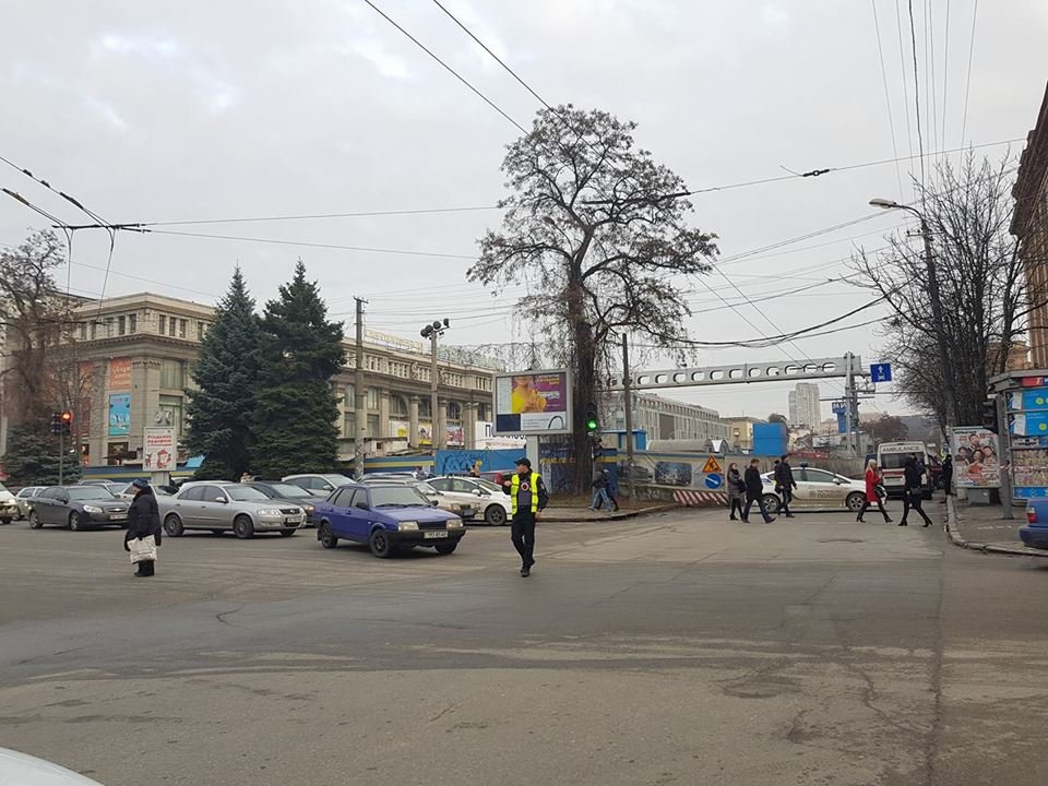 Дорогу перекрывали Дорогу перекрывали