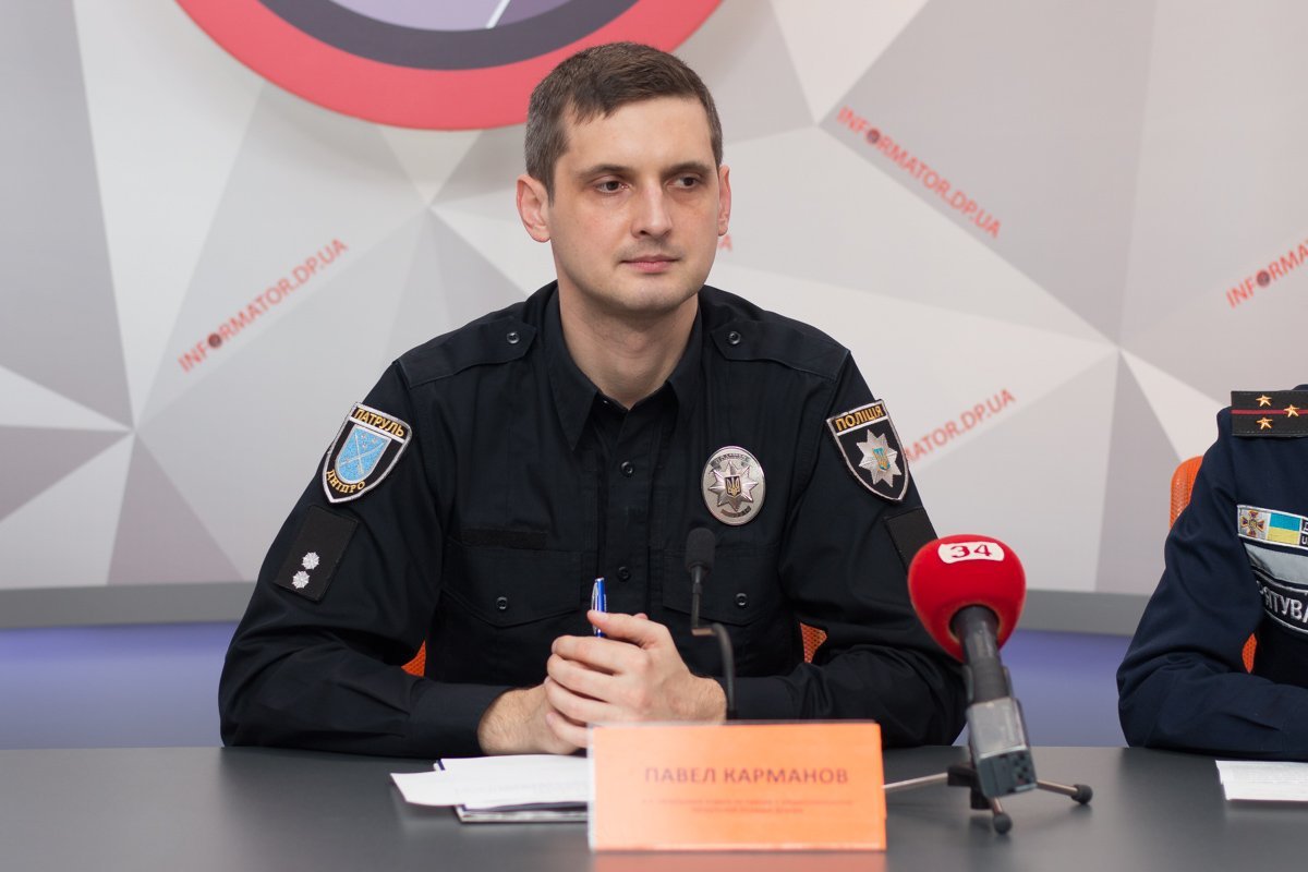 Павел Карманов, исполняющий обязанности начальника отдела по связям с общественностью патрульной полиции Павел Карманов, исполняющий обязанности начальника отдела по связям с общественностью патрульной полиции