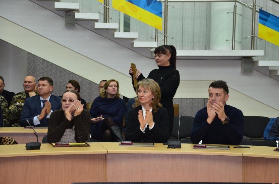 У ДніпроОДА привітали волонтерів області 4
