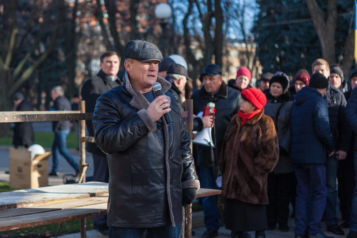 Некоторые активисты выступали с речами Некоторые активисты выступали с речами