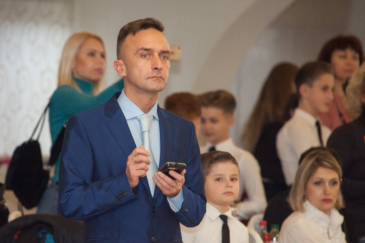 Судьи конспектируют технику каждого танцора