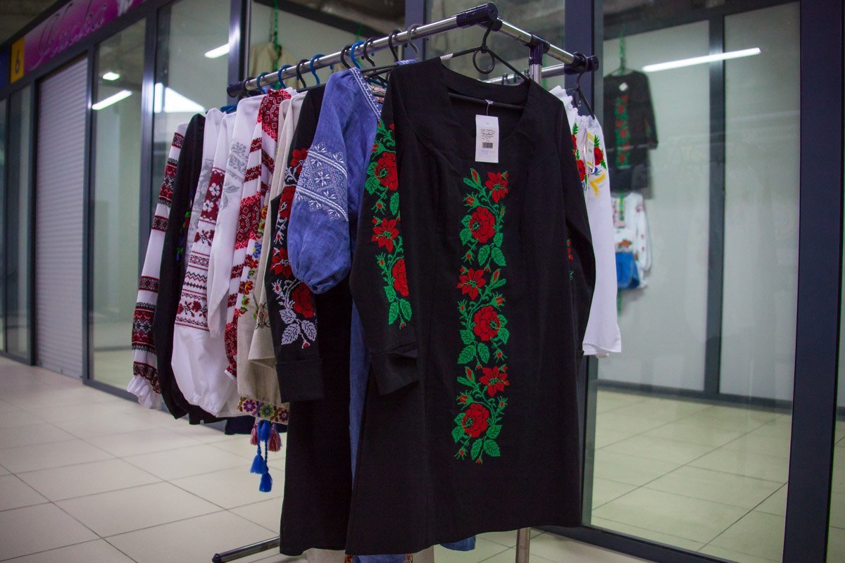 Вышиванки можно было примерить