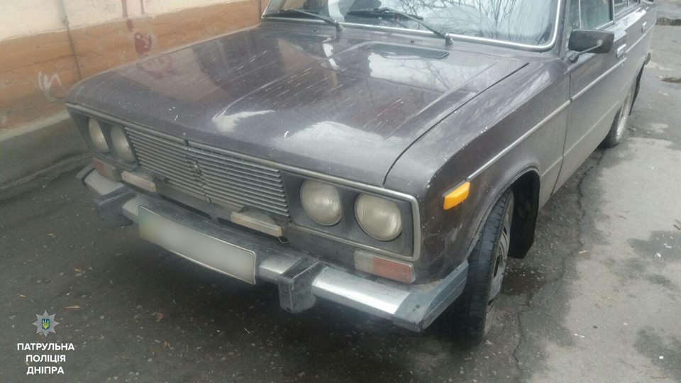 В Днепре задержали подростков, которые ездили по городу на автомобиле 1