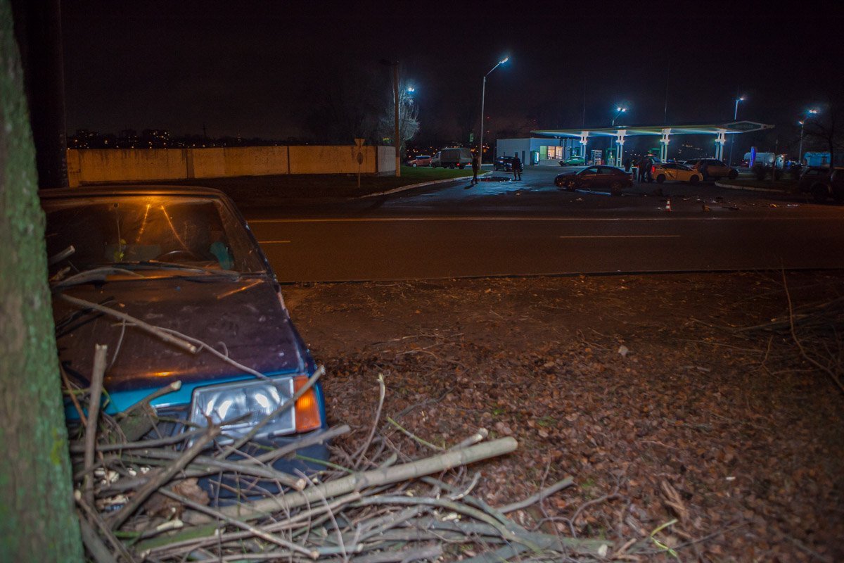 Авария произошла на улице Космической возле АЗС «Sentosa Oil» Авария произошла на улице Космической возле АЗС «Sentosa Oil»