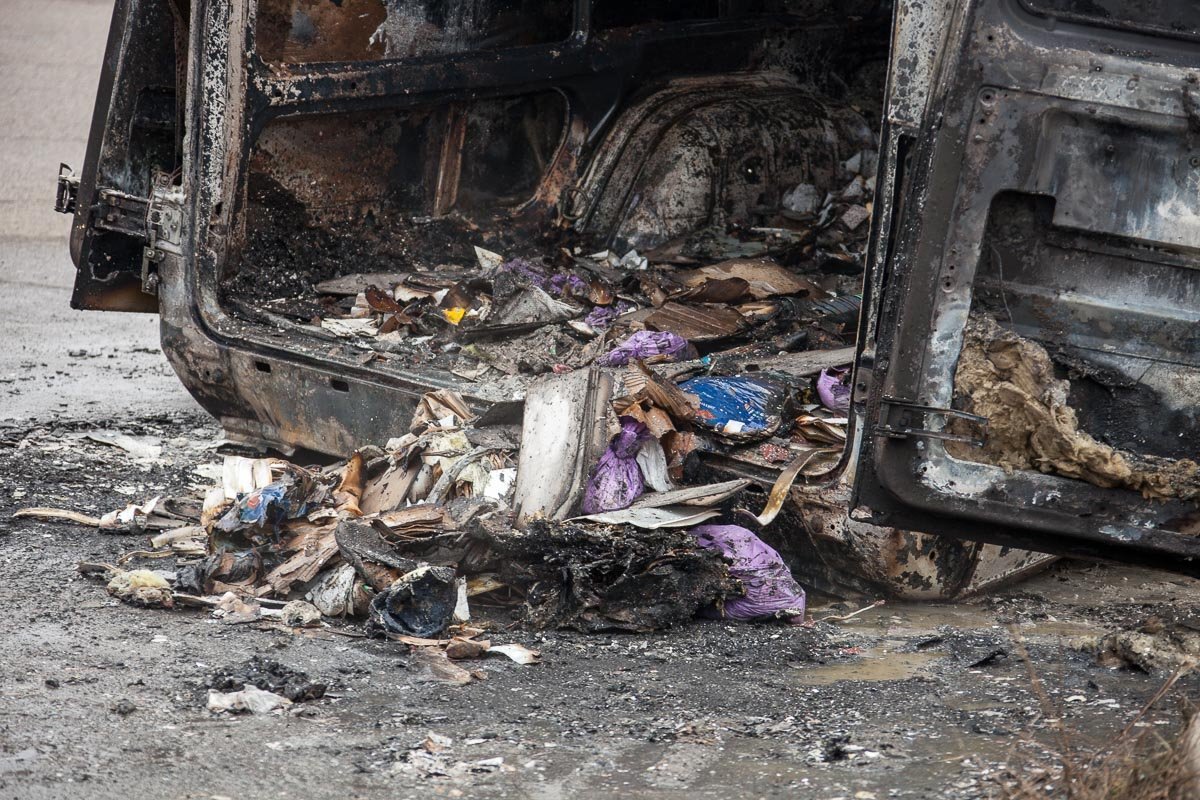 На Криворожской трассе сгорел Mercedes Sprinter На Криворожской трассе сгорел Mercedes Sprinter