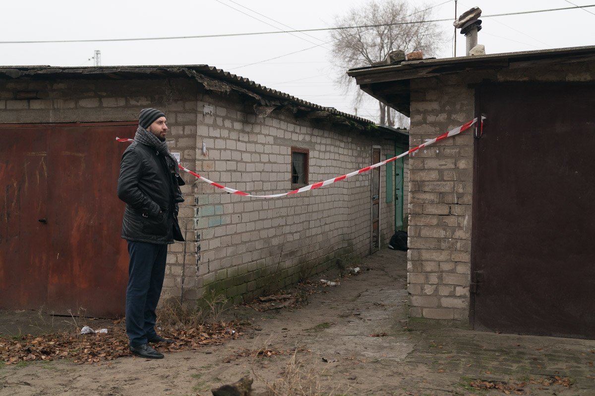 На место происшествия прибыли сотрудники судмедэкспертизы На место происшествия прибыли сотрудники судмедэкспертизы