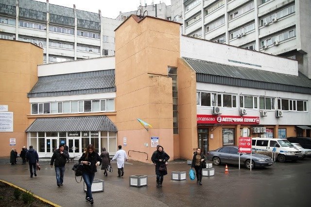 В больнице им. Мечникова и кардиоцентре открыли буккроссинг