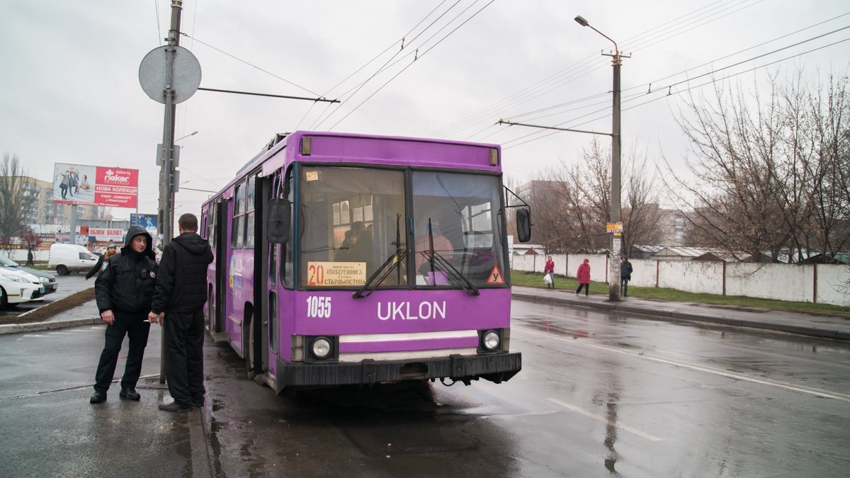 Водитель Skoda создал аварийную ситуацию Водитель Skoda создал аварийную ситуацию
