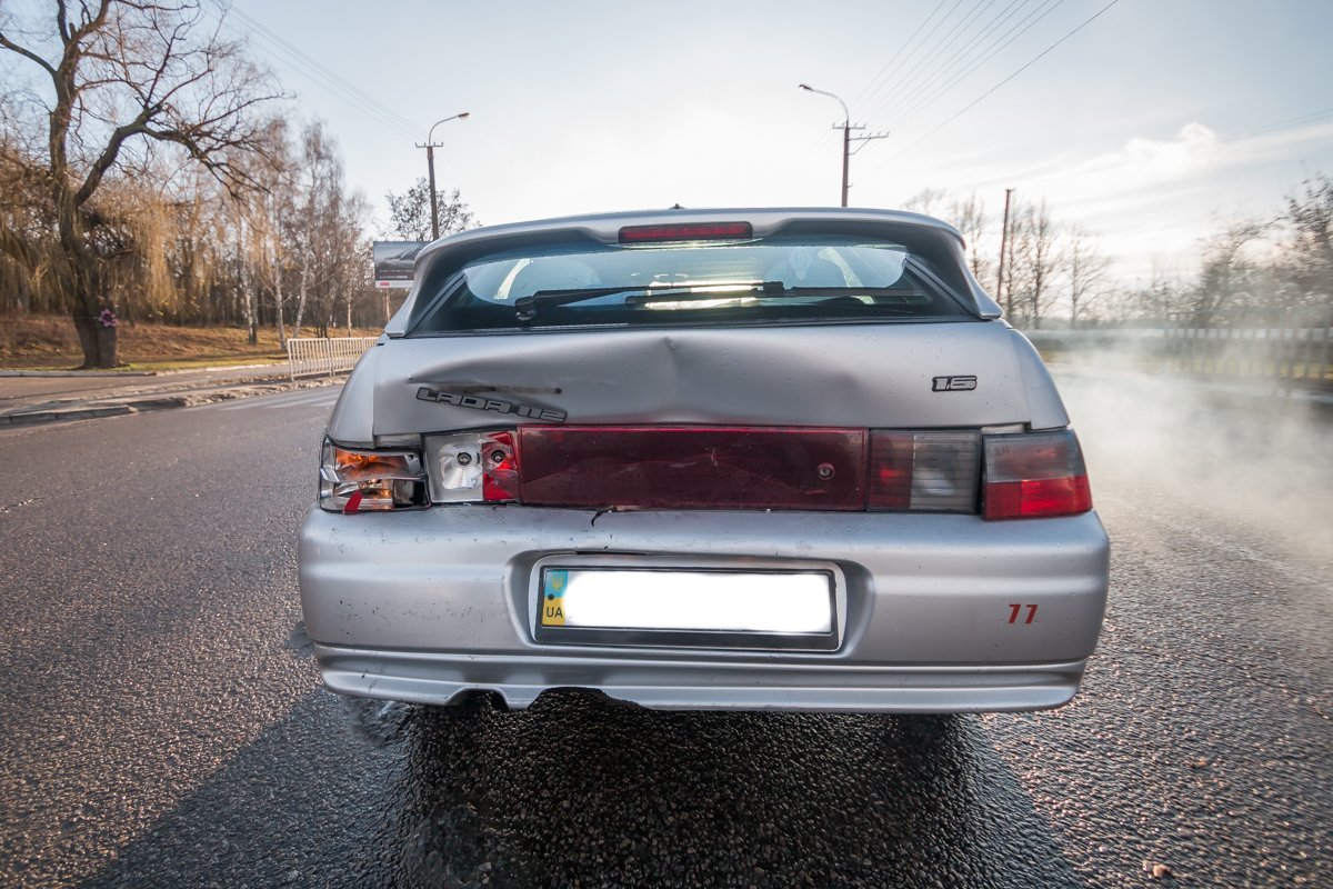 Повреждения на Lada