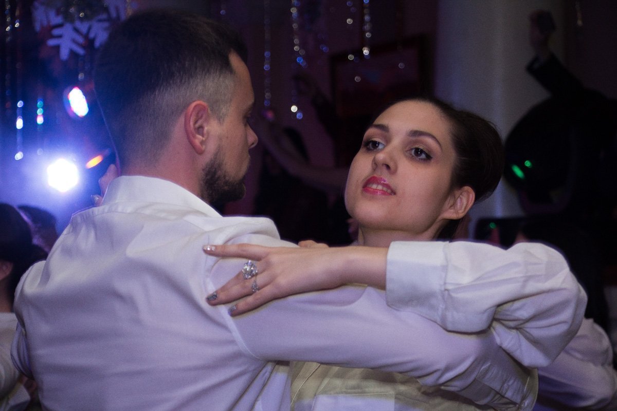 Парам нужно было много практиковаться в танцах Парам нужно было много практиковаться в танцах