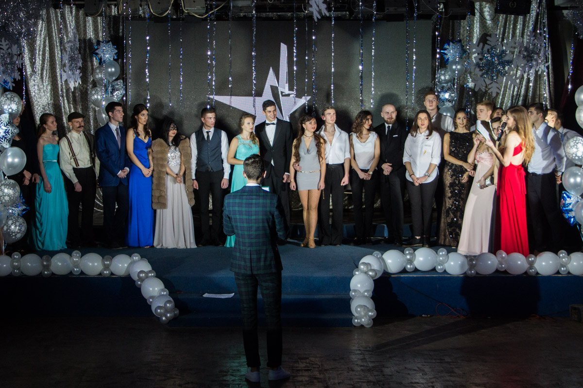 Вопросы викторины были на самые разные темы, и участники не всегда могли быстро дать ответ Вопросы викторины были на самые разные темы, и участники не всегда могли быстро дать ответ