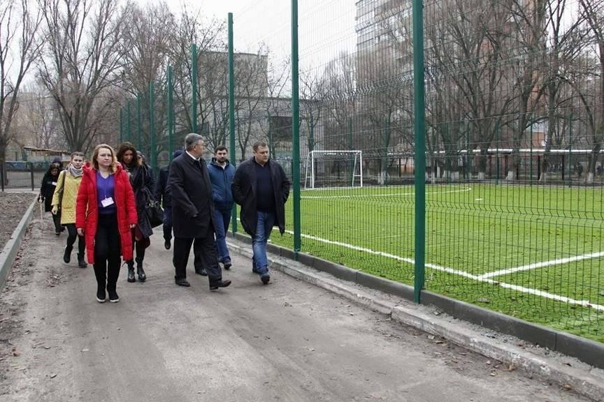 Школа не видела комплексного ремонта с момента открытия в 1980-м году